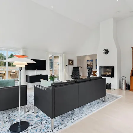 Three-bedroom In Ulfborg *